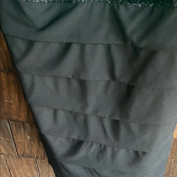 Enfocus Studio Green and Black Midi Dress - Picture 4 of 9